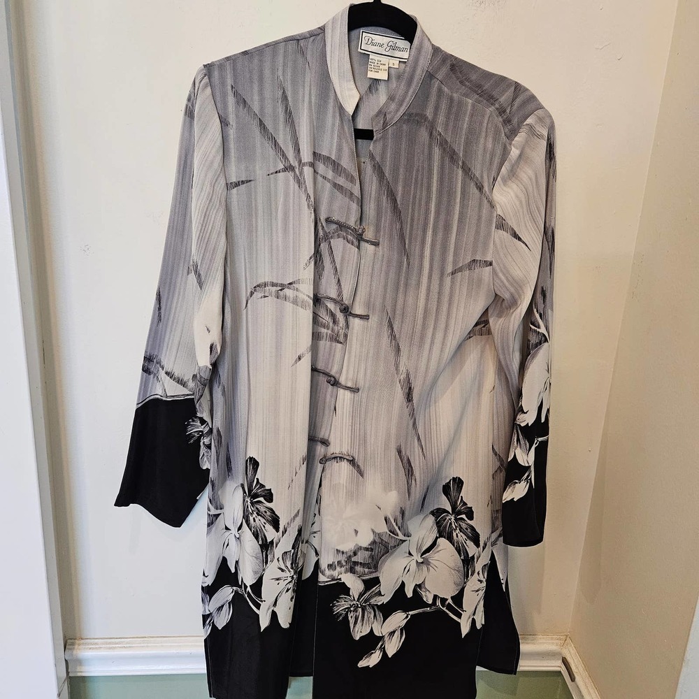 WOMEN'S Diane Gilman Silk Top/Jacket size small